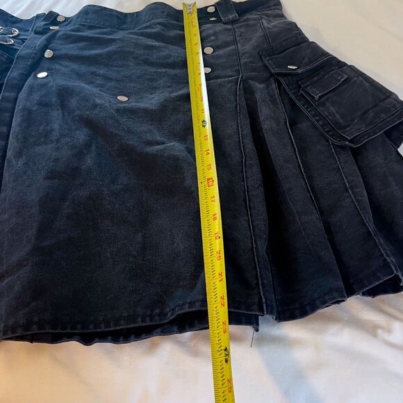 Modern Kilts Mens Sz 44 Utility Pockets Heavy Cotton Snap Pleated USA Black - Picture 6 of 6